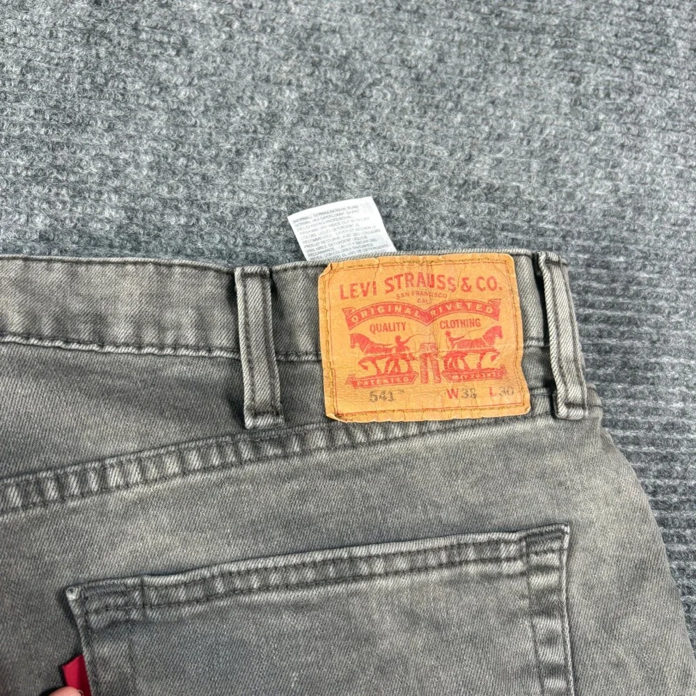 Levis 541 Athletic Taper Jeans Mens 38x30 Gray Acid Wash Denim Pants CW-0317